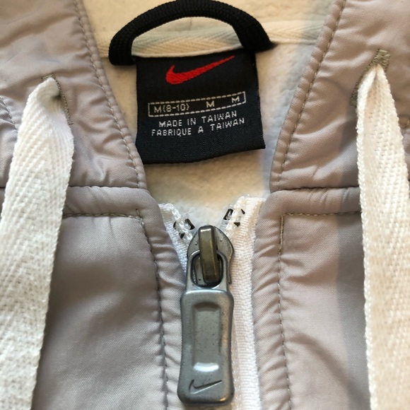 Women’s Nike Bomber Jacket With Sherpa Lining Size M - Picture 3 of 3